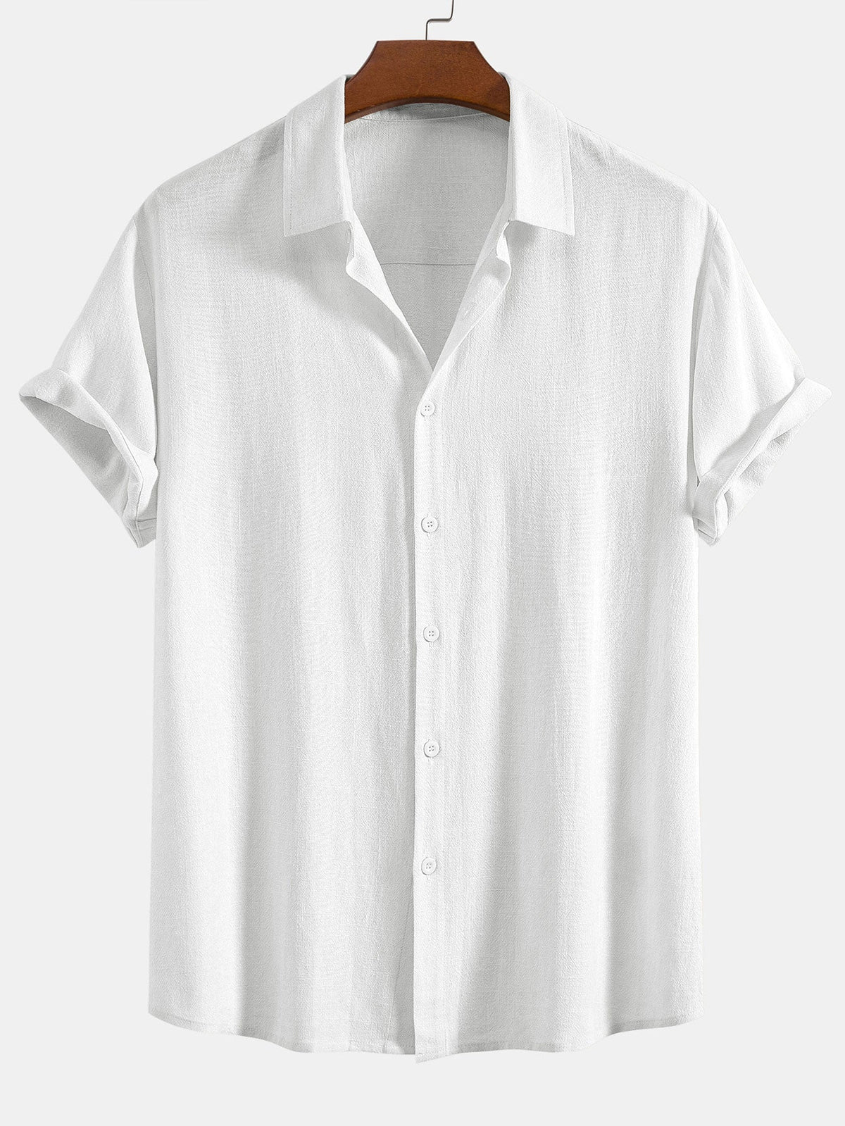 Men's linen-blend shirt with short sleeves, button placket and relaxed fit.