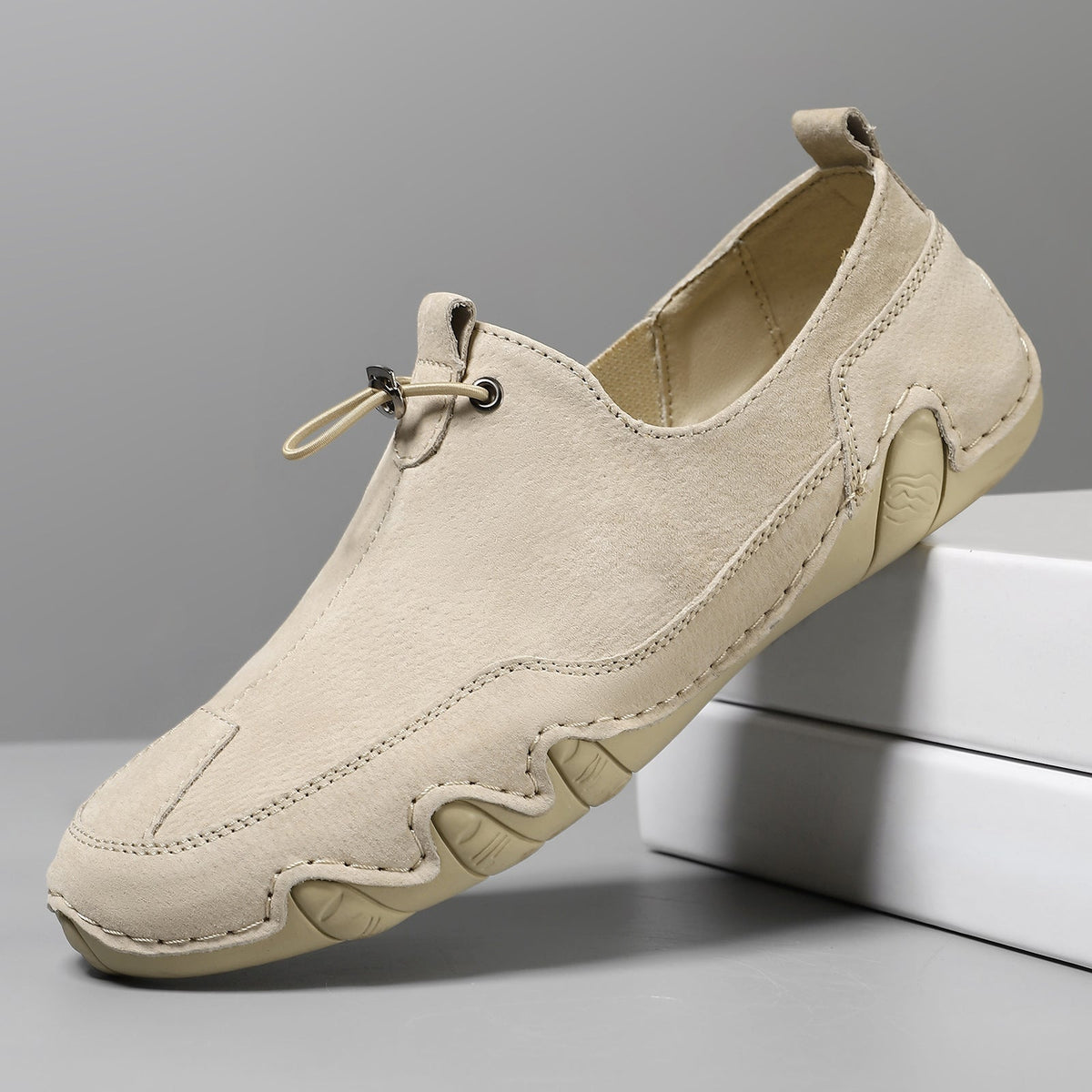Ergonomic Low-Cut Shoes for Men