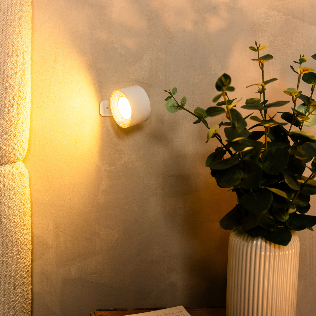 Cordless LED Wall Light with 360° Rotation, Touch Dimming, 3 Light Colours and USB-C Battery