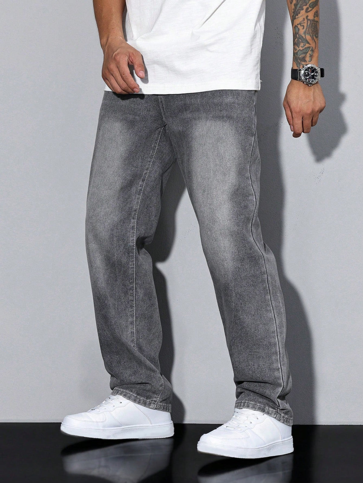 Baggy Jeans - Wide-Cut Denim Trousers in a Used Look