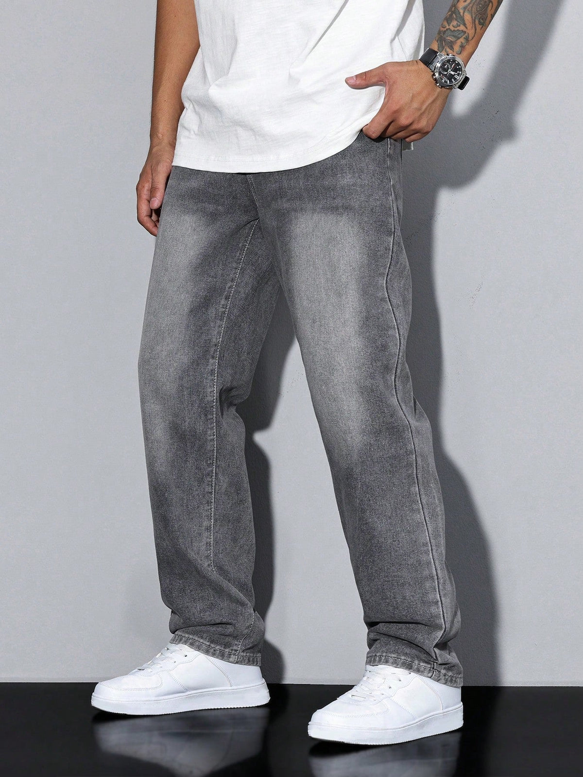 Baggy Jeans - Wide-Cut Denim Trousers in a Used Look