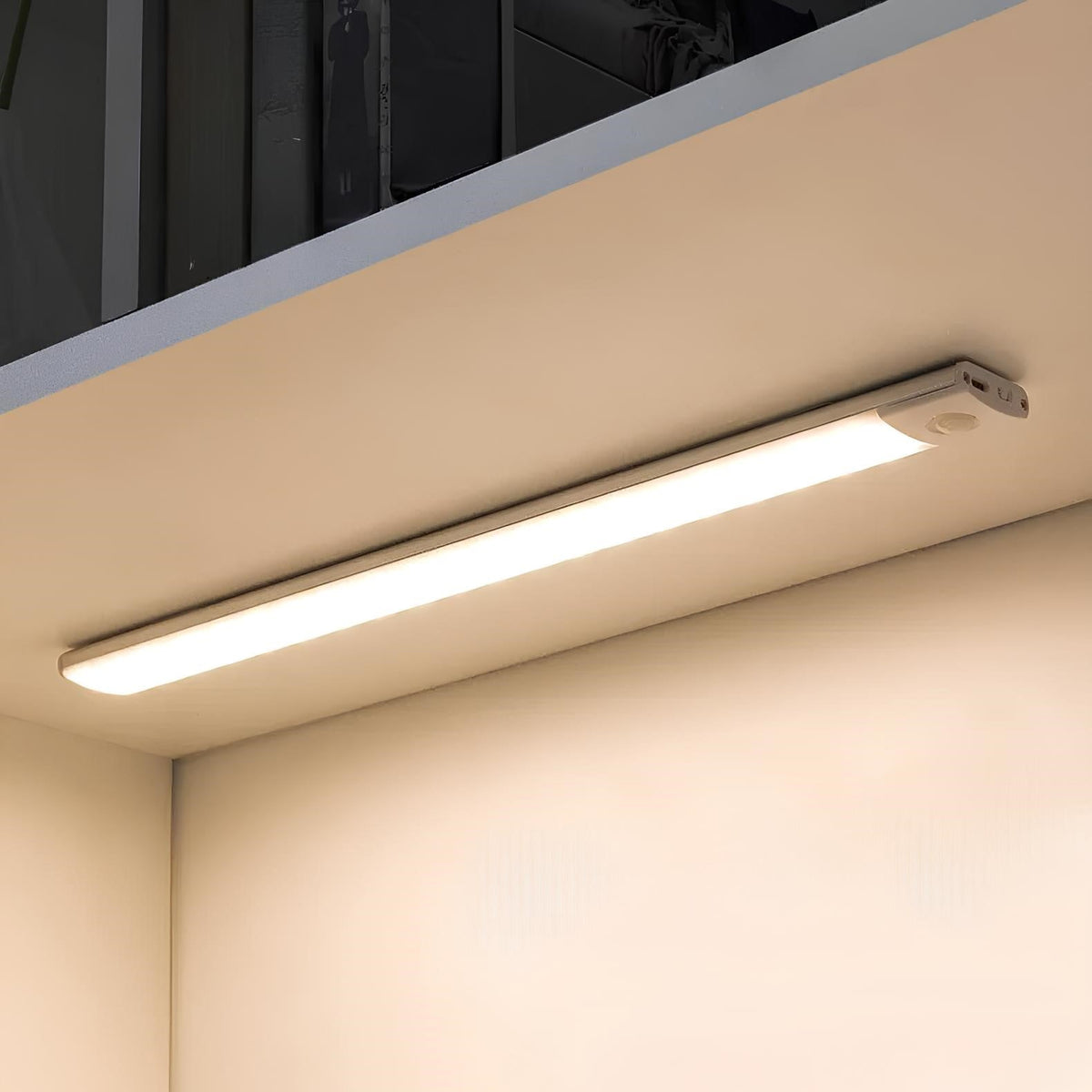 EasyStick Motion Light Cordless LED with Magnetic Mount