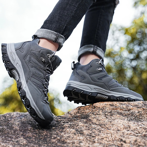Waterproof Hiking Shoes (Unisex)