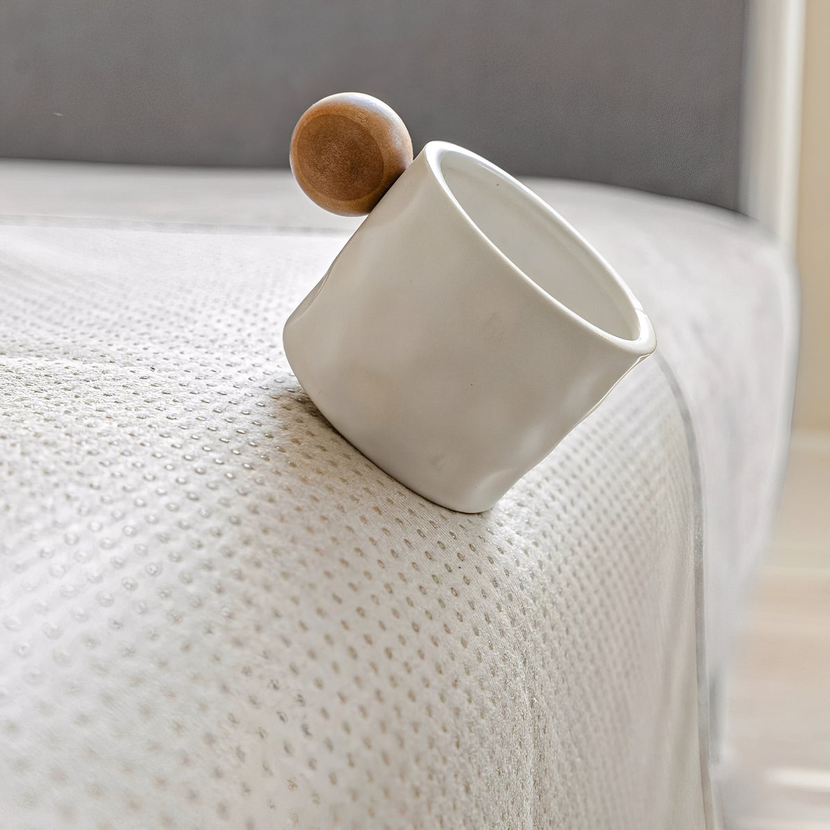 Non-Slip Protective Sofa Cover - Washable & Water-Repellent