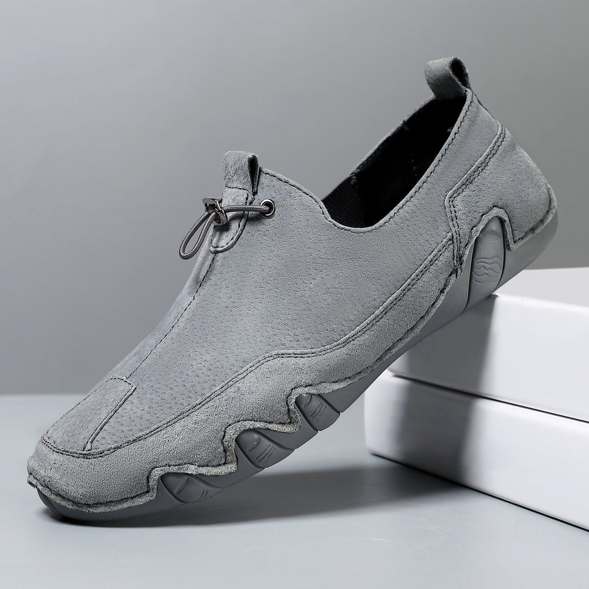 Ergonomic Low-Cut Shoes for Men