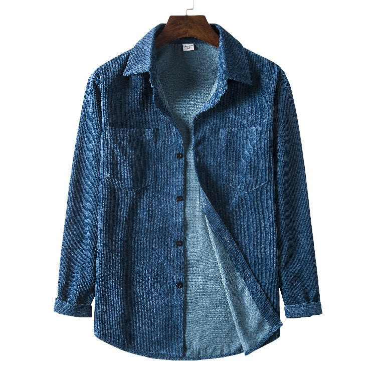 Corduroy shirt for men with a structured design and practical chest pockets Chic und Stil