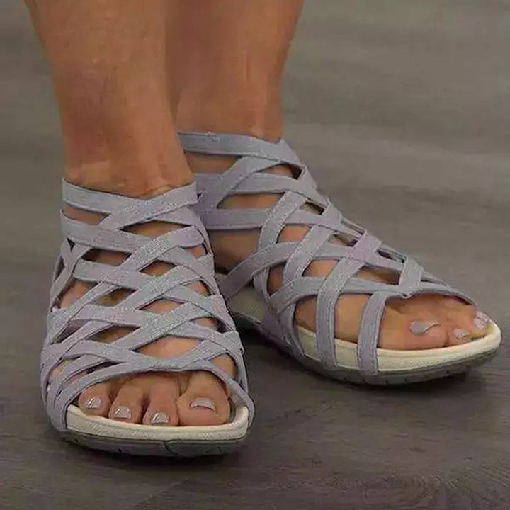 Chic und Stil | Roman Sandals for Stylish Summer Looks