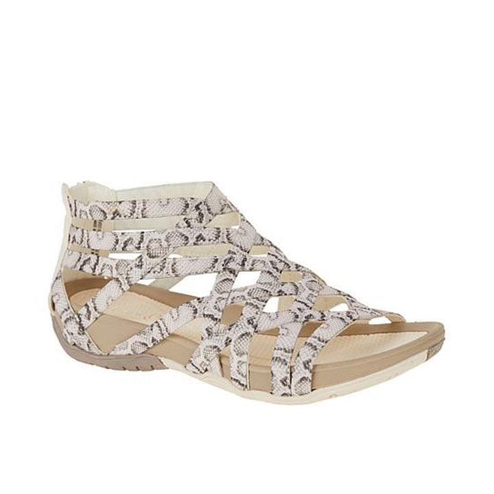 Chic und Stil | Roman Sandals for Stylish Summer Looks