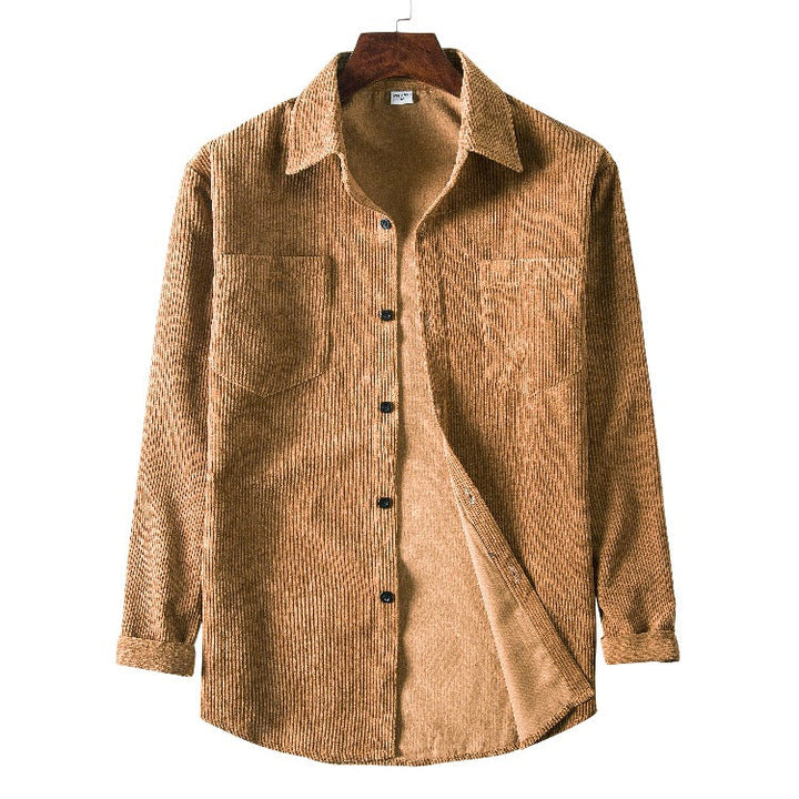Corduroy shirt for men with a structured design and practical chest pockets Chic und Stil