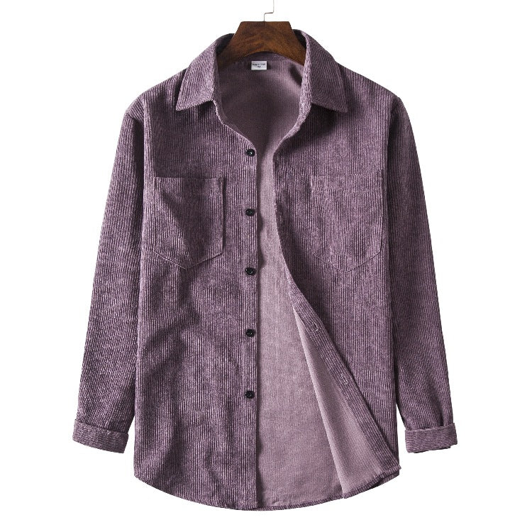 Corduroy shirt for men with a structured design and practical chest pockets Chic und Stil