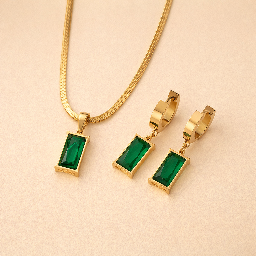 Elegant gold necklace with moon and cubic zirconia