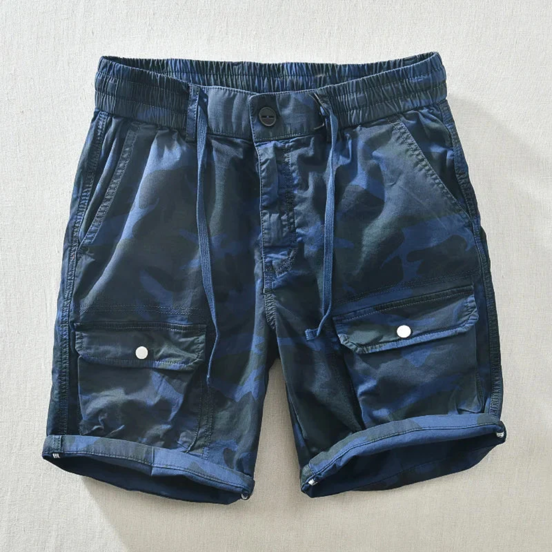 Trendy Camo Cargo Shorts – Men’s