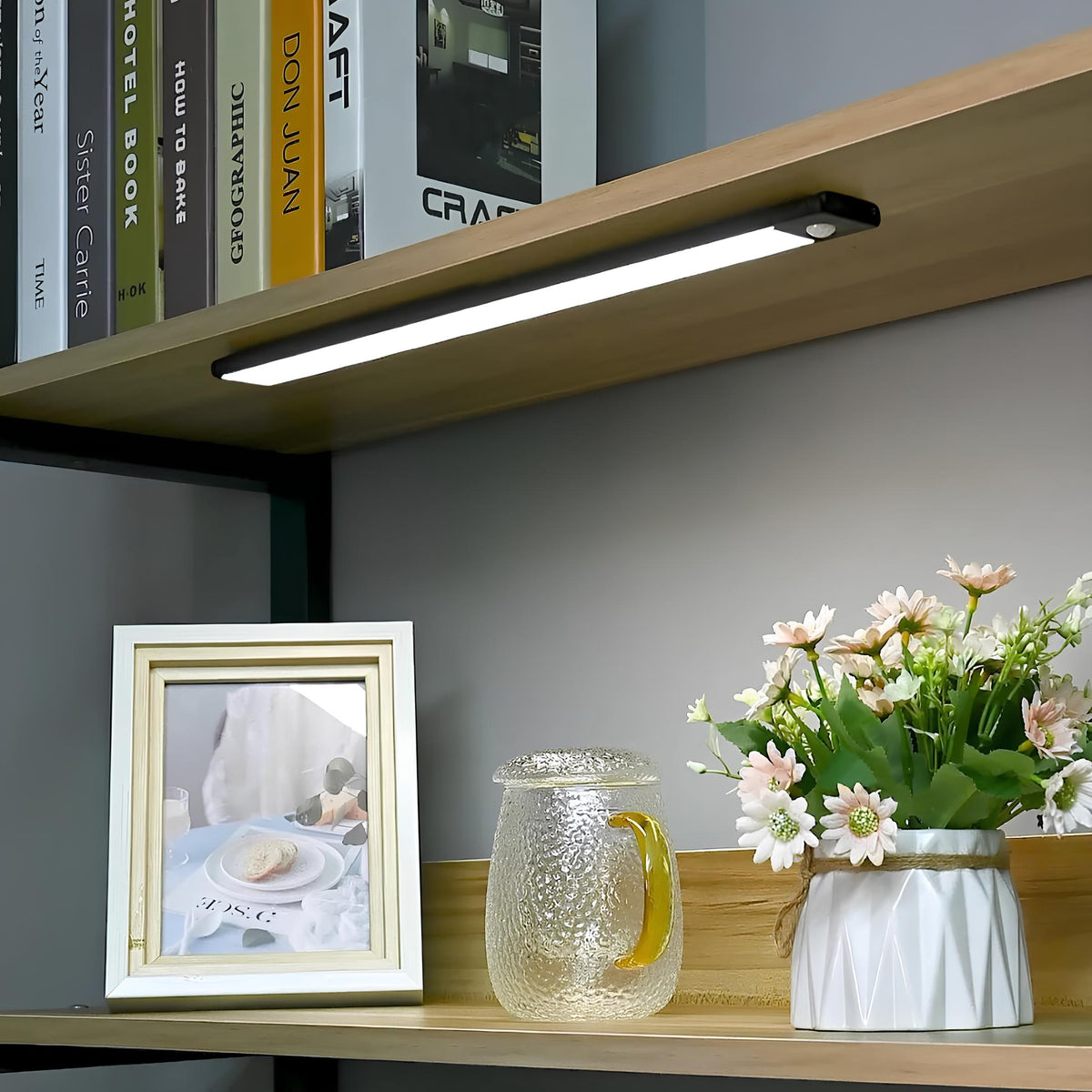 Wireless Rechargeable Light Bar Motion-Activated LED for Indoor Use