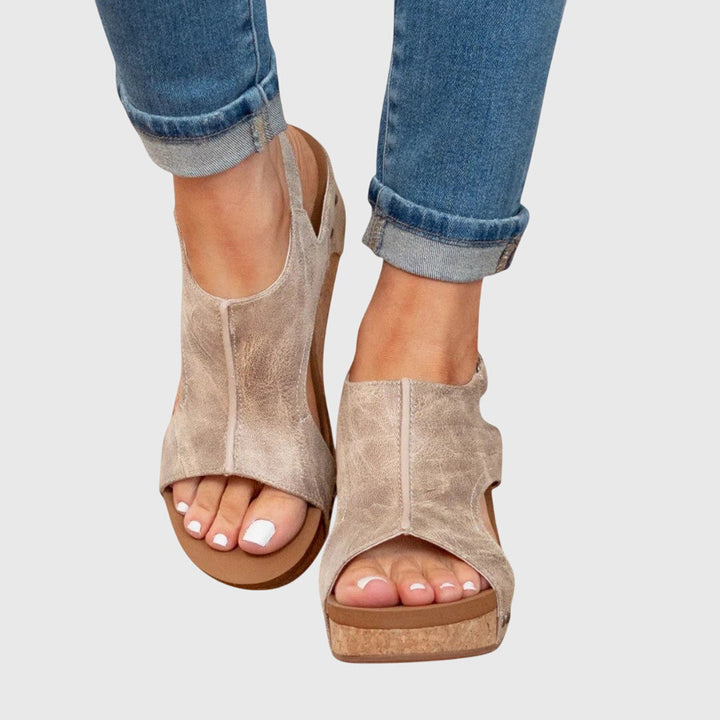 https://cdn.shopify.com/s/files/1/0943/0581/2804/files/62b3978856b04f518ead93d722c43360.jpg?v=1773910156