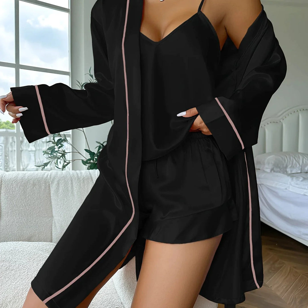 Chic und Stil | Three-piece Satin Pyjama Set Barbara