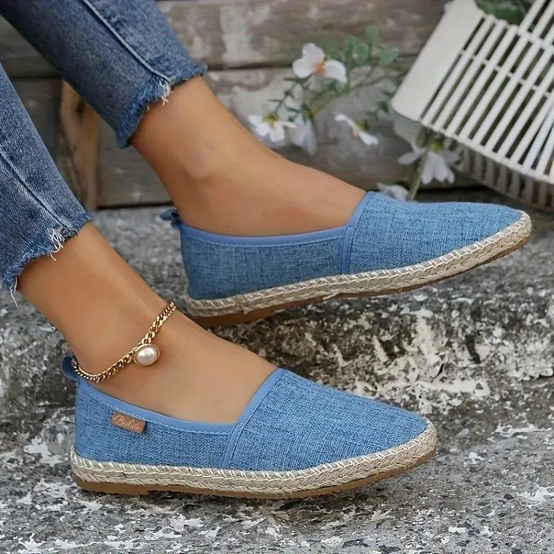 Chic und Stil | Espadrilles, Flat, Lightweight, Canvas Shoes, Shoes for The Summer