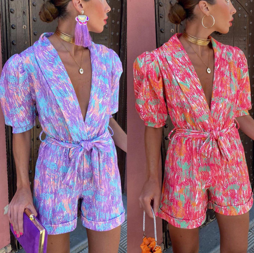 Women Elegant Jumpsuit with Deep V-Neck and Buttonable Belt Chic & Stil