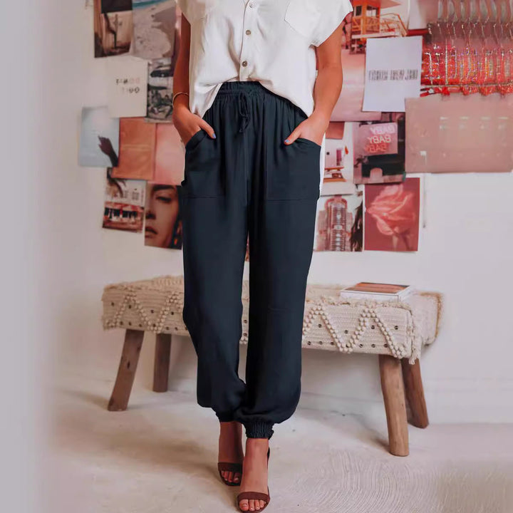 Comfortable harem pants for women with elastic waist and practical pockets Lune London