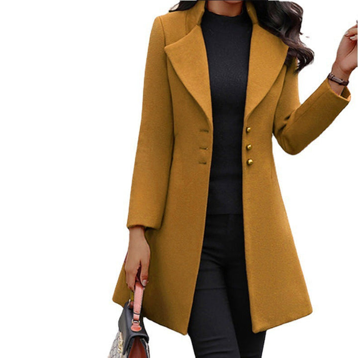 Ladies Elegant and modern long coat with structured collar Lune London