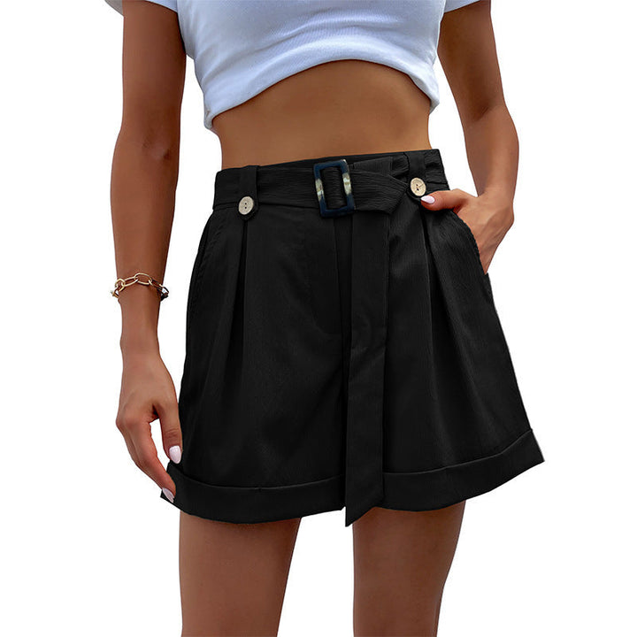 High-waisted fitted shorts for women with belt Lune London