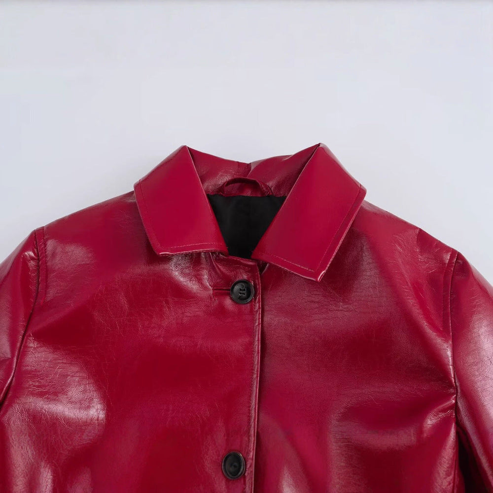 Veste pour femmes en simili cuir avec une finition brillante et poches pratiques Chic & Stil