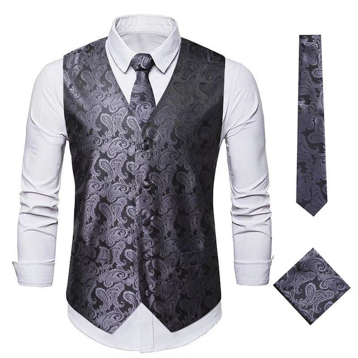 Elegant men's blazer suit set with matching tie and pocket square Lune London