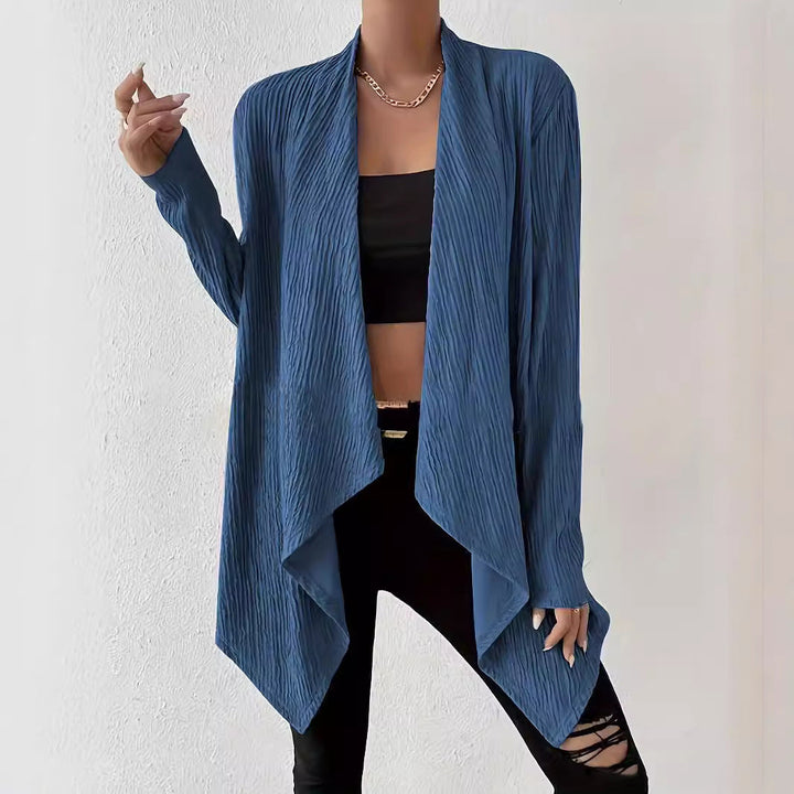 Women’s casual knitted jacket with structured design and open front Lune London