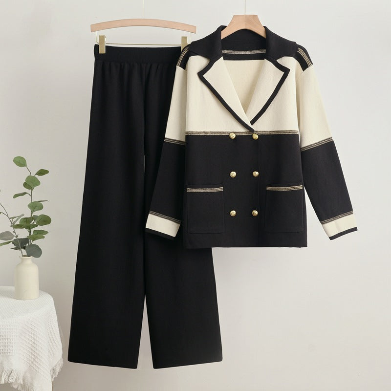 Elegant and comfortable leisure set for women with double row of buttons Lune London