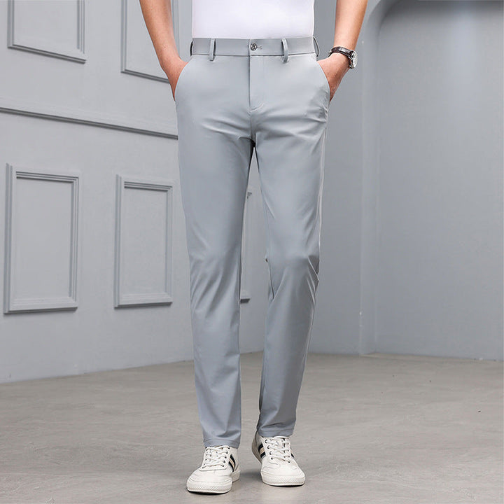 Comfortable stretch pants for men with a practical fit Lune London