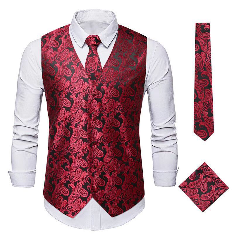 Elegant men's blazer suit set with matching tie and pocket square Lune London