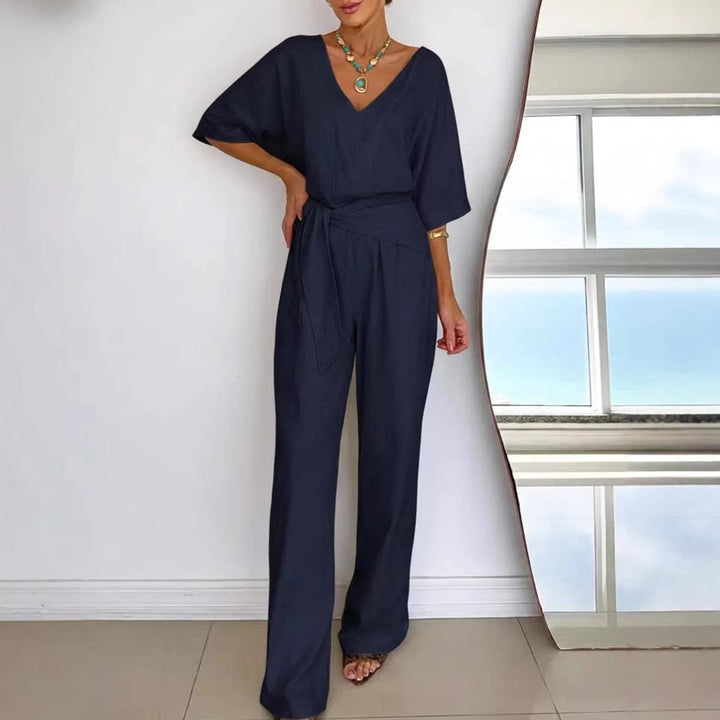 Women Elegant Jumpsuit with tailored cut and wrap belt Chic & Stil