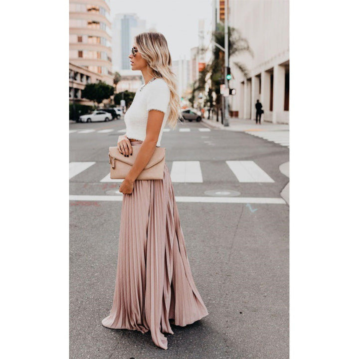 Chic und Stil Pleated Maxi Skirt for Women