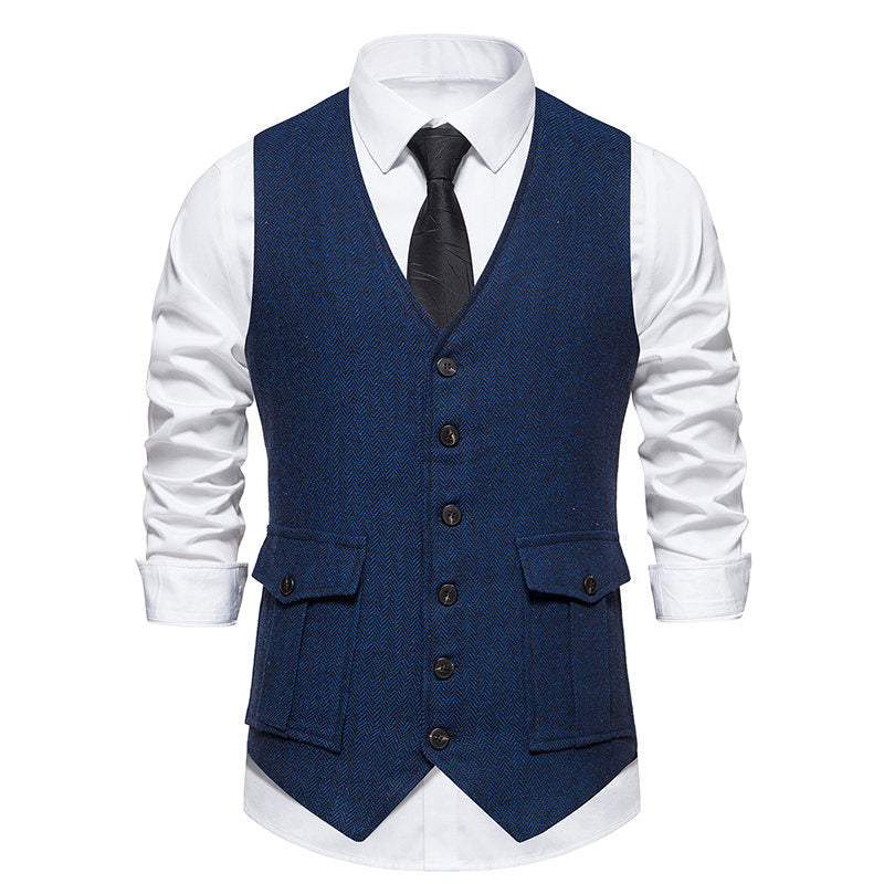 Elegant men's vest with classic herringbone pattern and practical pockets Lune London