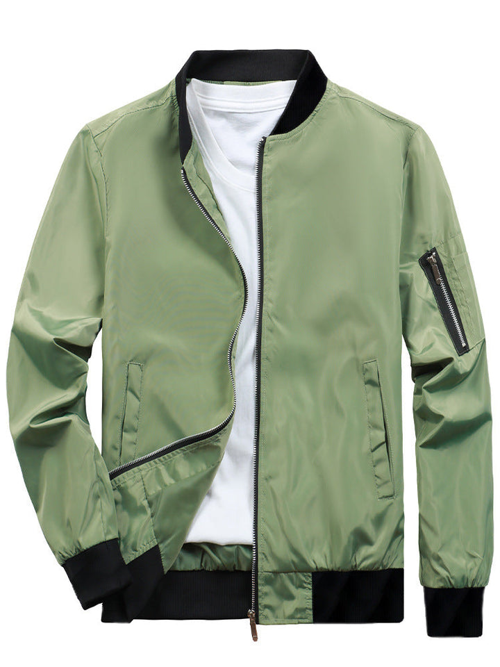 Sporty bomber jacket for men with practical zip pockets Lune London