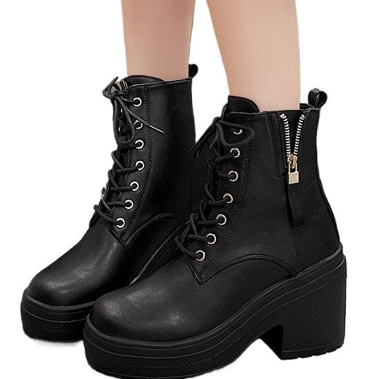 Women's platform boots with lace-up construction and sturdy profile Chic and Style