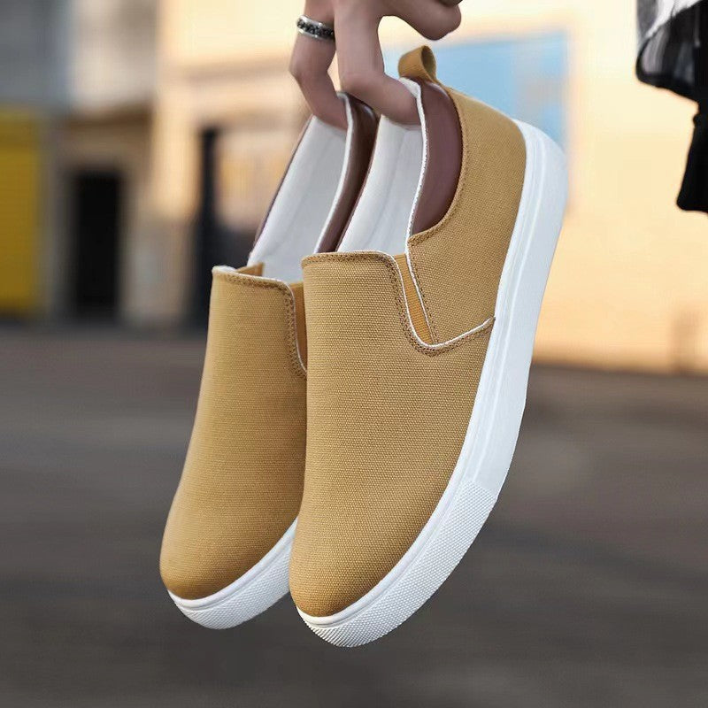 Chic and Stylish Women's Casual Slip-On Sneakers