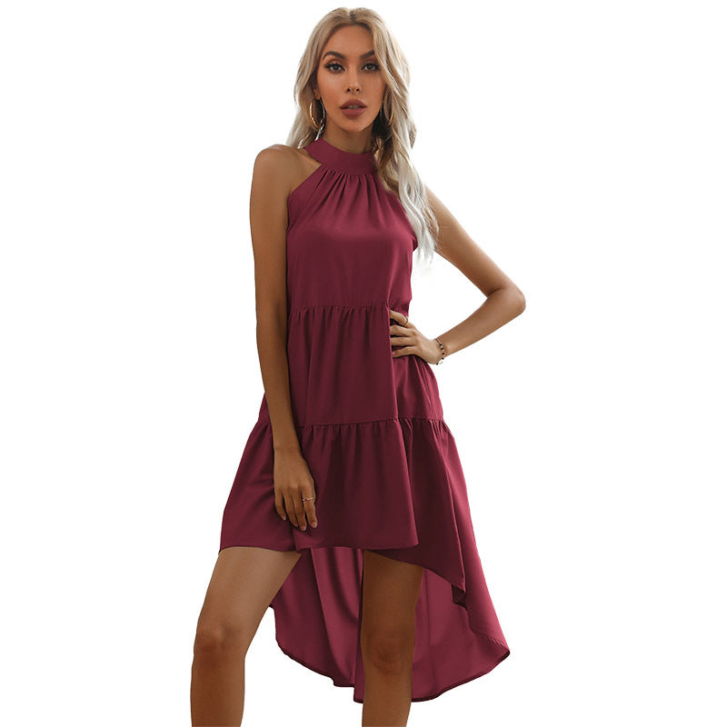 Robe de soirée chic pour femmes avec col haut et jupe fluide Chic & Stil