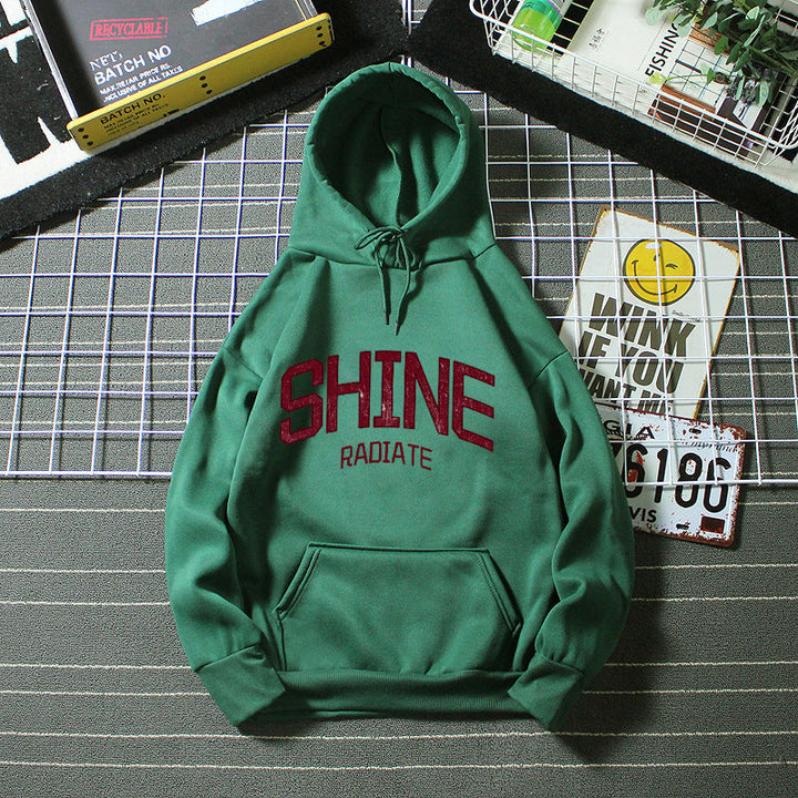 Women's hoodie with eye-catching lettering Chic & Stil