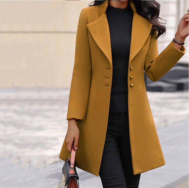 Ladies Elegant and modern long coat with structured collar Lune London