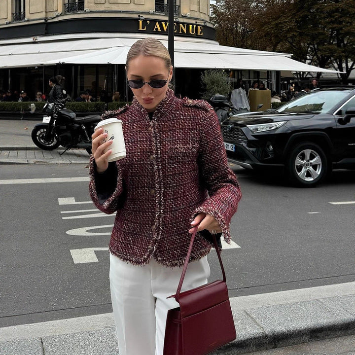 Trendy tweed jacket for women with refined details Chic und Stil