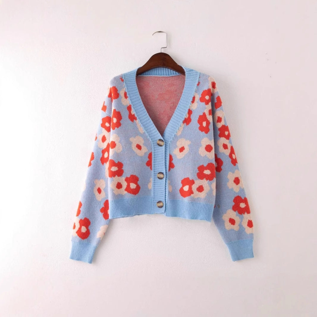 Women's cardigan with floral pattern and button details Lune London