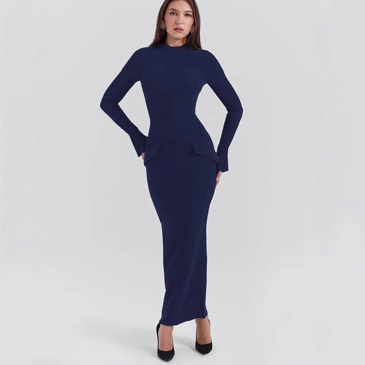 Women Elegant long fitted dress with long sleeves and a modern Chic design and Style