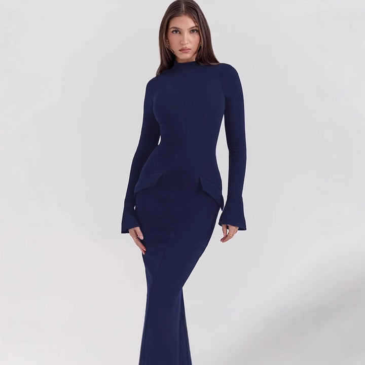 Women Elegant long fitted dress with long sleeves and a modern Chic design and Style