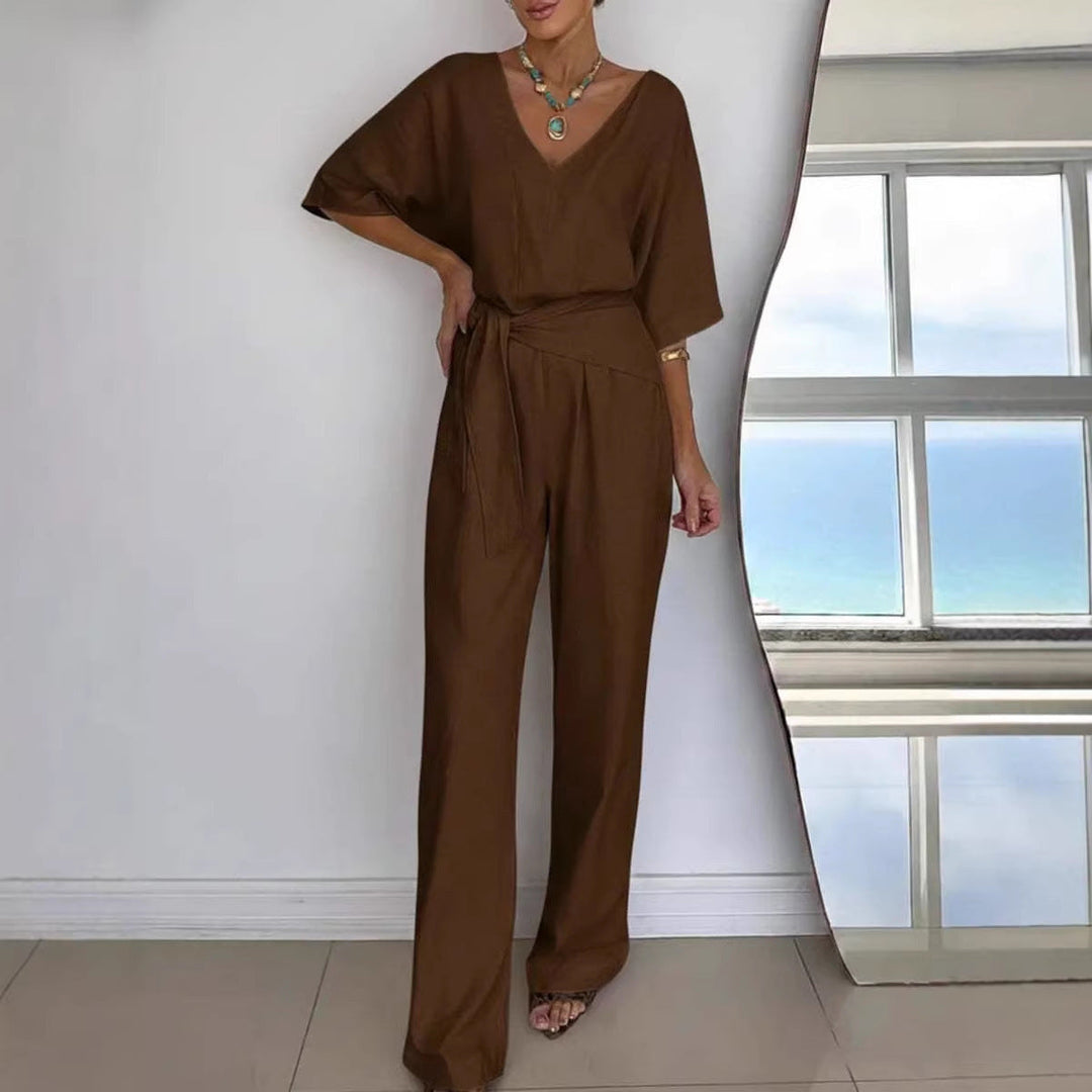 Women Elegant Jumpsuit with tailored cut and wrap belt Chic & Stil