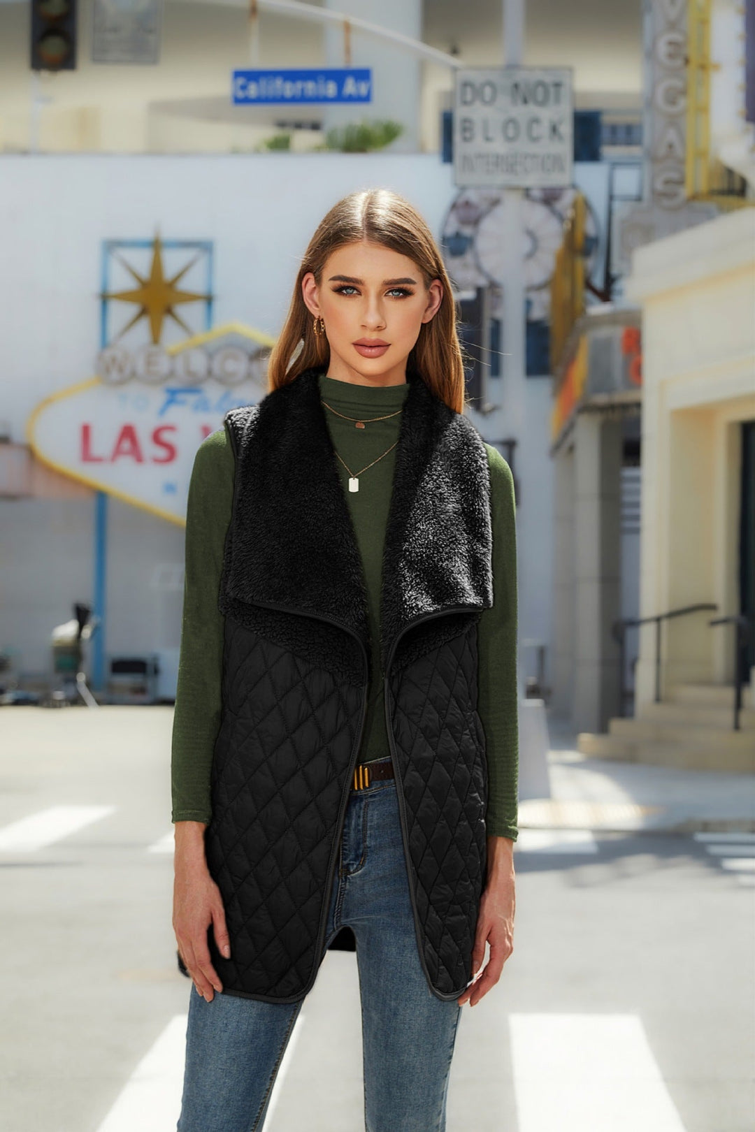Ladies reversible vest in soft material and quilted design Chic und Stil