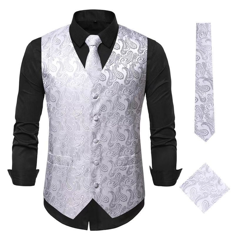 Elegant men's blazer suit set with matching tie and pocket square Lune London
