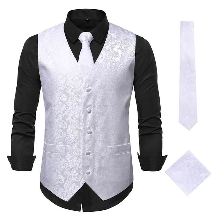 Elegant men's blazer suit set with matching tie and pocket square Lune London