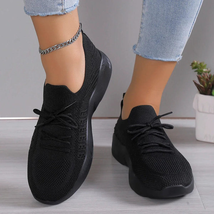 Chic und Stil | Lightweight Orthopedic Sneakers