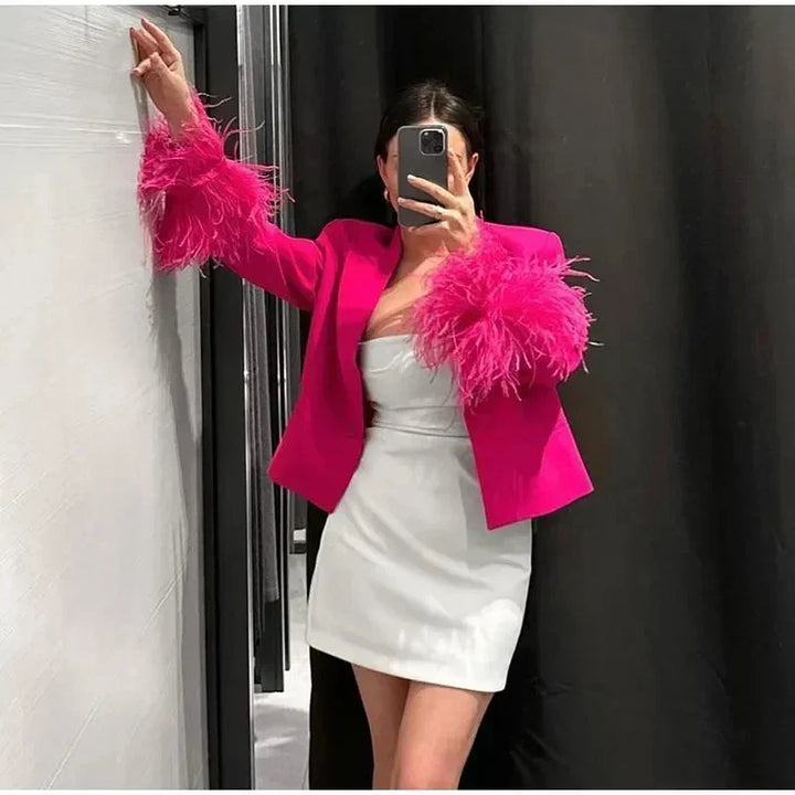 Chic und Stil | Blazer with Feathers for Women
