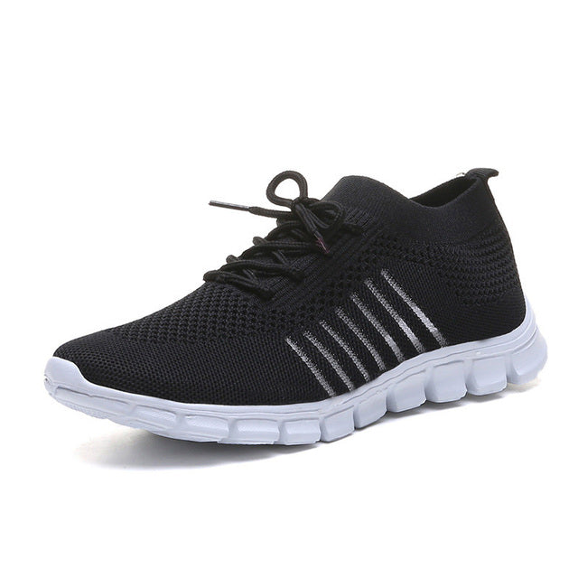 Chic und Stil | Orthopedic Elegance Sneakers